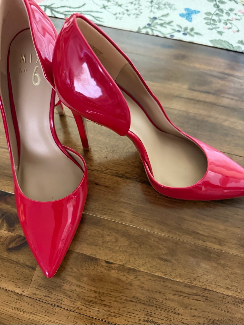 Women's Red Patent D'Orsay Pointed-Toe Stiletto Heels, unused !